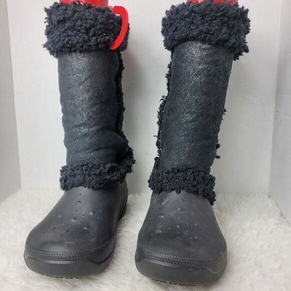 Crocs Women's Nadia Pull On Boot Size 6 Black Rubber Faux Fur Fleece Comfy Light - Picture 5 of 9